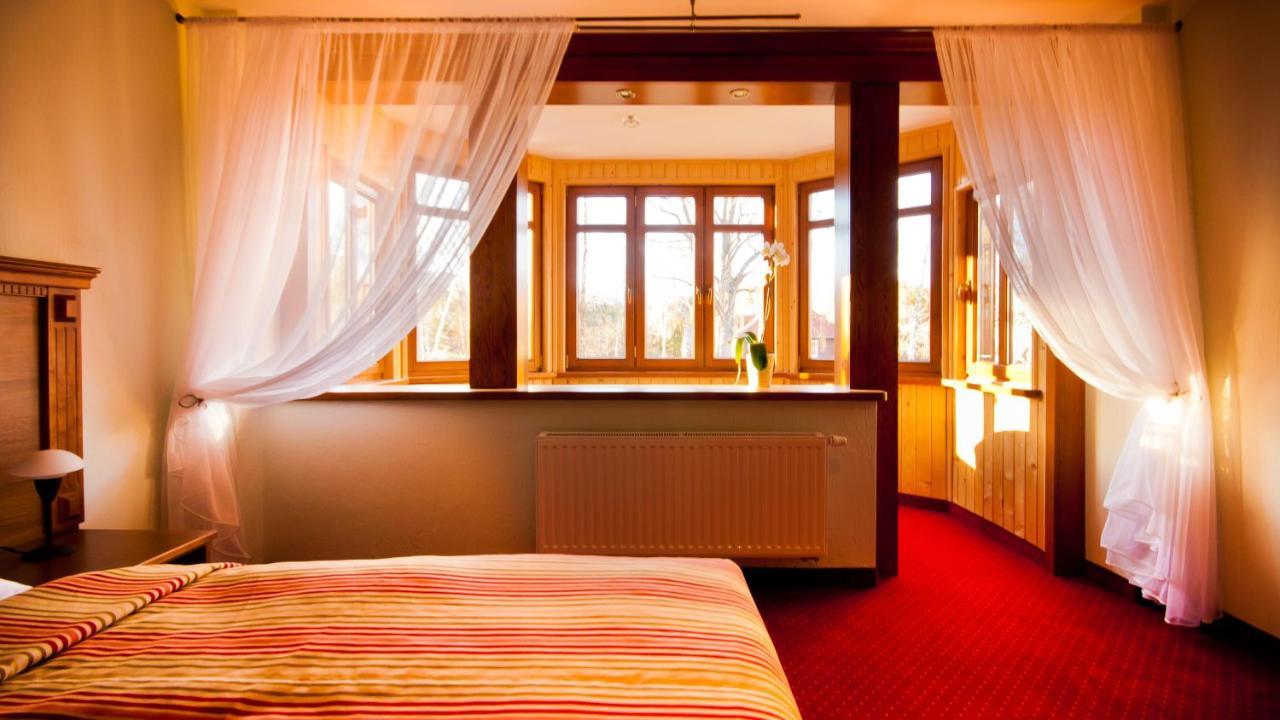 Przystanek Bavaria - Sauny, Parking Oraz Wstep Do Parku Bajek W Cenie! * Карпач